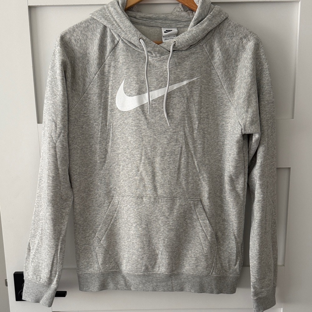 Nike - Women’s Varsity Fleece Hoodie - Gray Heather - S